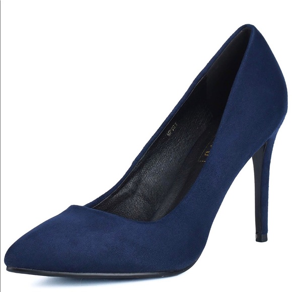 Shoes - IDIFU Women’s Classic Pumps